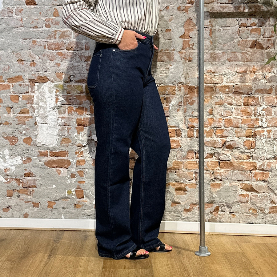 THINKING MU wijde spijkerbroek THERESA DARK DENIM
