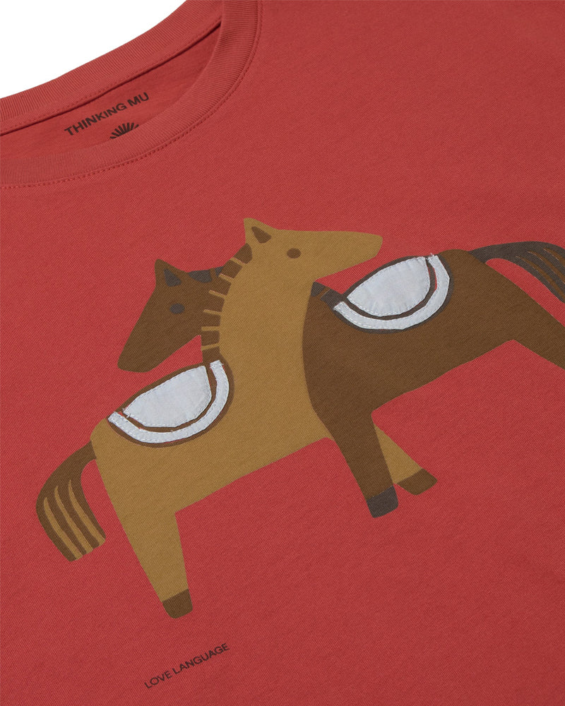 THINKING MU t-shirt LUCIA HORSE HUG van biologisch katoen