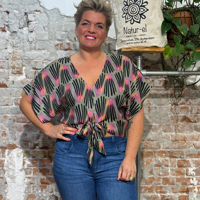 WiDDA v-hals blouse met strik WRAP DASH van tencel
